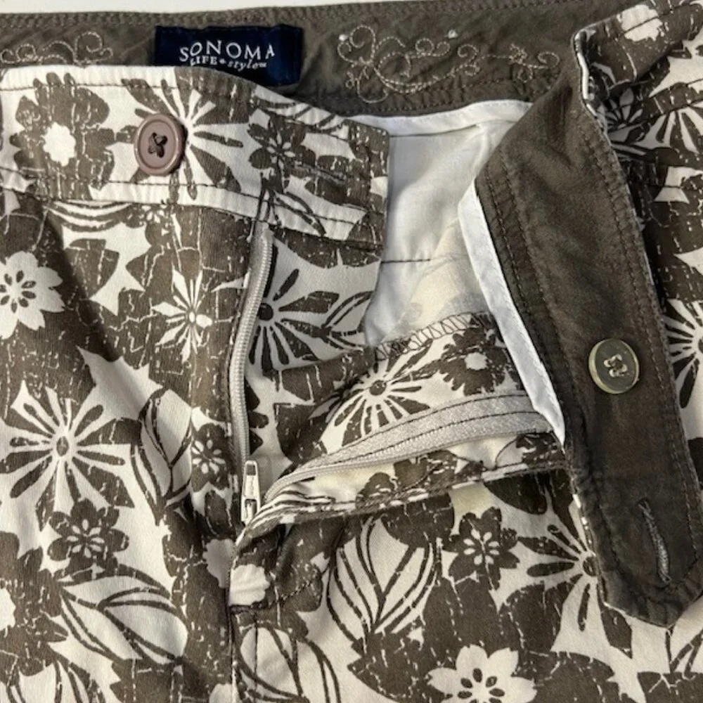 Sonoma Life + Styles Women's Tan & Brown Floral Print Walking Shorts Size 12